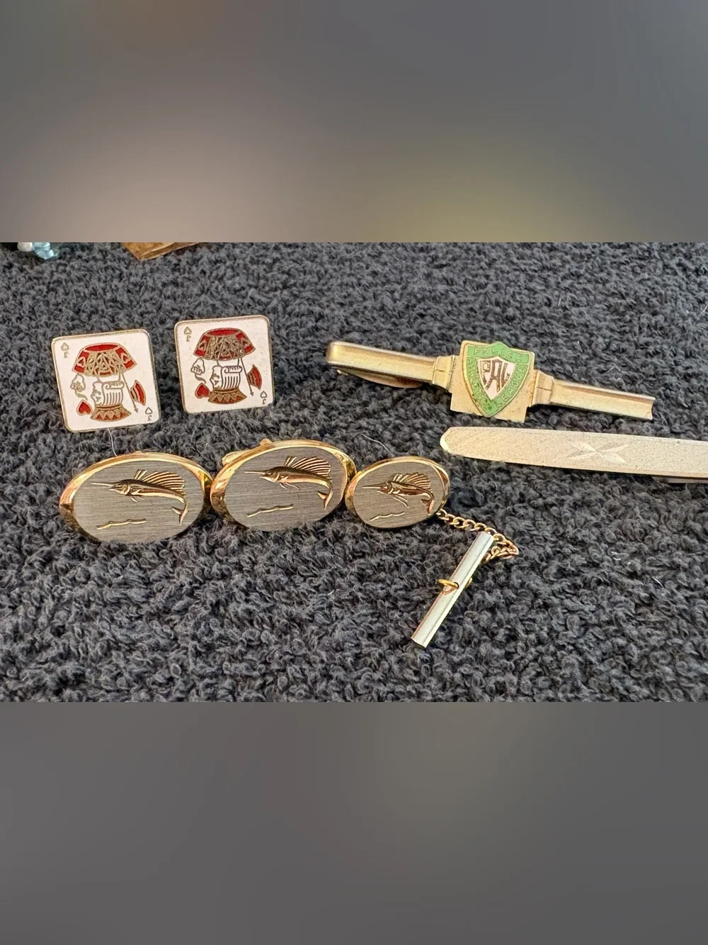 Vintage (‘50’s-‘70’s) Men’s Cuff Links & Tie Bars. What a great deal. Worth $75+